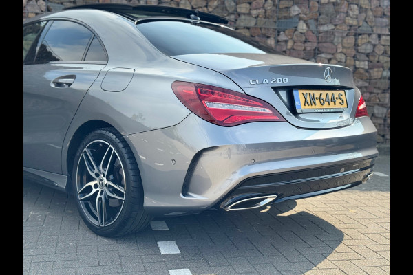 Mercedes-Benz CLA-Klasse 200 Ambition AMG Automaat Pano