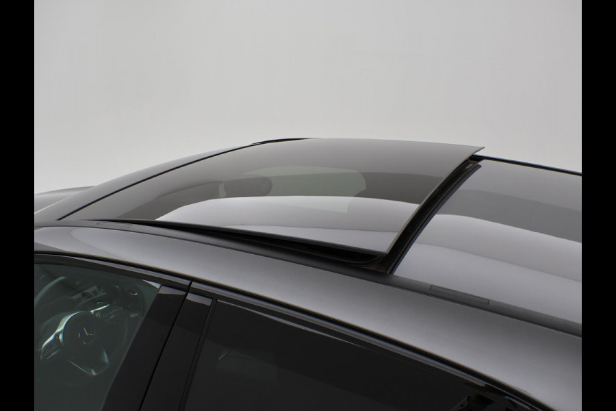 Mercedes-Benz A-Klasse 200 163 PK AUT. AMG NIGHT + PANORAMA | CAMERA | STOELVERW. | WIDESCREEN MBUX