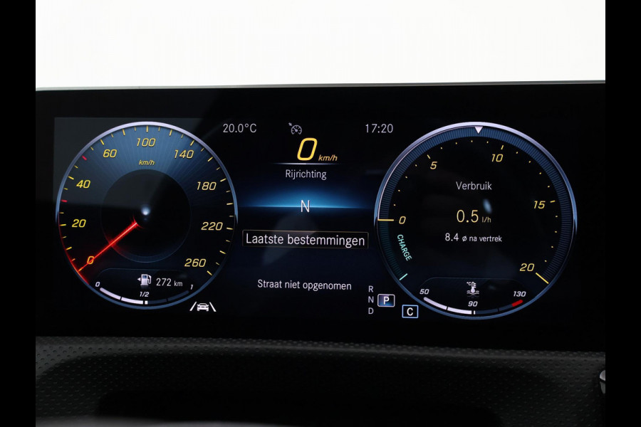 Mercedes-Benz A-Klasse 200 163 PK AUT. AMG NIGHT + PANORAMA | CAMERA | STOELVERW. | WIDESCREEN MBUX