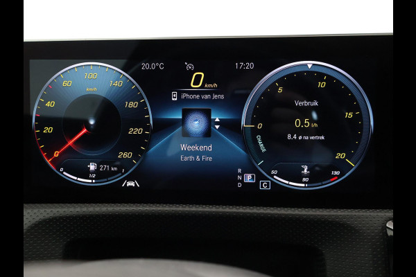 Mercedes-Benz A-Klasse 200 163 PK AUT. AMG NIGHT + PANORAMA | CAMERA | STOELVERW. | WIDESCREEN MBUX