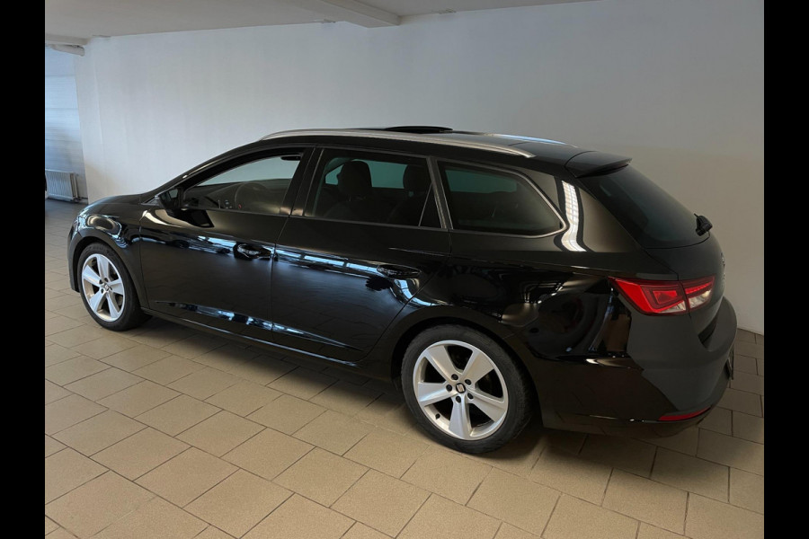 Seat León ST 1.4 TSI FR PANO AIRCO CLIMA NAVI CRUISE LED STOELVERW BLUETOOTH VELGEN SPORT INT ZEER NETTE AUTO