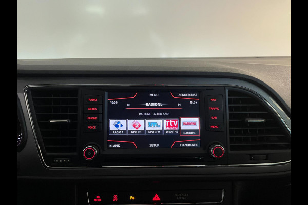 Seat León ST 1.4 TSI FR PANO AIRCO CLIMA NAVI CRUISE LED STOELVERW BLUETOOTH VELGEN SPORT INT ZEER NETTE AUTO