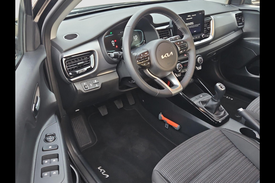 Kia Stonic 1.0 T-GDi MHEV DynamicLine | Lage km's! | LMV | Navi | Climate Control | Cruise | Lane Assist | Camera | Sensoren | LED |
