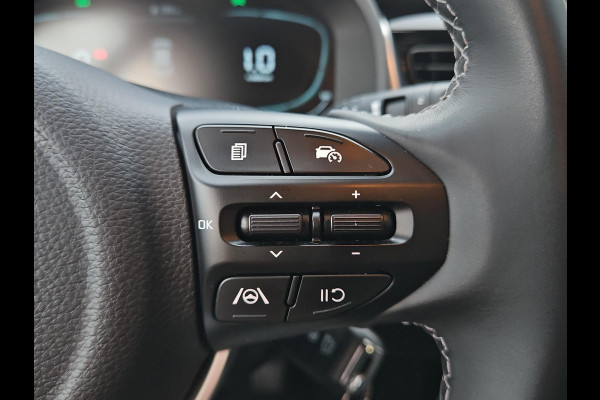 Kia Stonic 1.0 T-GDi MHEV DynamicLine | Lage km's! | LMV | Navi | Climate Control | Cruise | Lane Assist | Camera | Sensoren | LED |