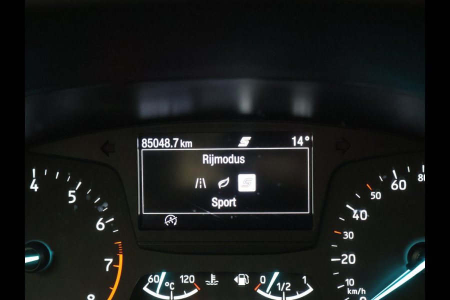 Ford Fiesta 1.0 EB AUTOMAAT ST-LINE + TREKHAAK | FULL LED | STUUR/STOELVERW. | APPLE CARPLAY
