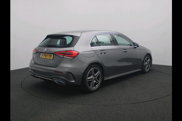 Mercedes-Benz A-Klasse 180 Business Solution AMG AMG Line | Achteruitrijcamera | Apple CarPlay | Spiegelpakket | Dodehoekassistent. Inclusief 48 maanden Mercedes-Benz Certified garantie voor Europa.