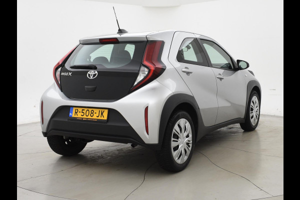 Toyota Aygo X 1.0 VVT-i MT PLAY + ADAPTIVE CRUISE | APPLE CARPLAY | CAMERA | AIRCO
