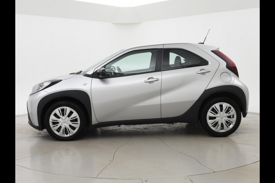 Toyota Aygo X 1.0 VVT-i MT PLAY + ADAPTIVE CRUISE | APPLE CARPLAY | CAMERA | AIRCO