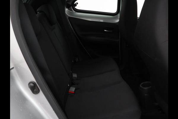 Toyota Aygo X 1.0 VVT-i MT PLAY + ADAPTIVE CRUISE | APPLE CARPLAY | CAMERA | AIRCO