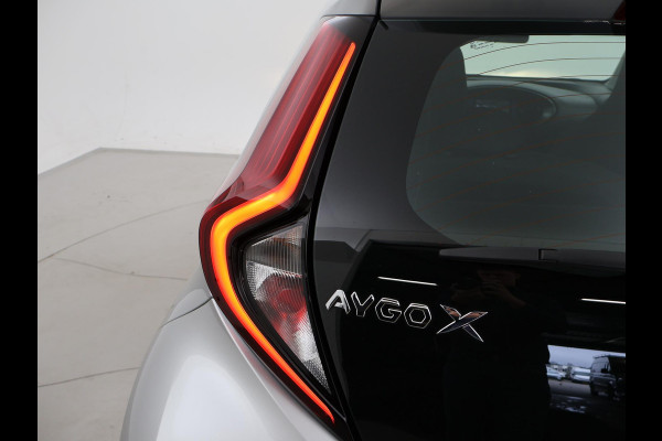 Toyota Aygo X 1.0 VVT-i MT PLAY + ADAPTIVE CRUISE | APPLE CARPLAY | CAMERA | AIRCO