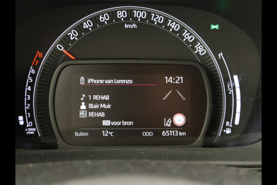 Toyota Aygo X 1.0 VVT-i MT PLAY + ADAPTIVE CRUISE | APPLE CARPLAY | CAMERA | AIRCO