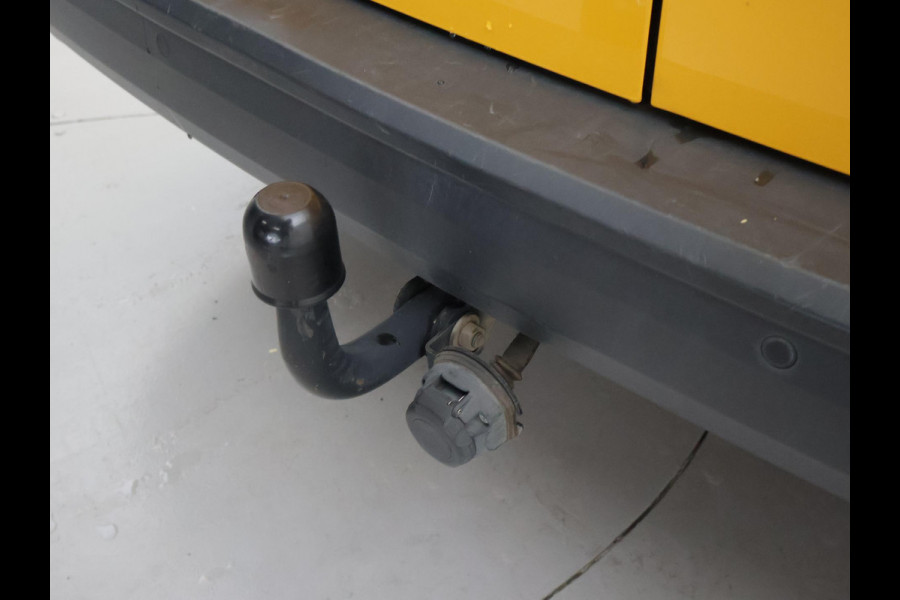 Volkswagen Caddy Cargo 2.0 TDI TREND + TREKHAAK | CRUISE | BLUETOOTH | KAST | AIRCO | PARKEERSENSOREN