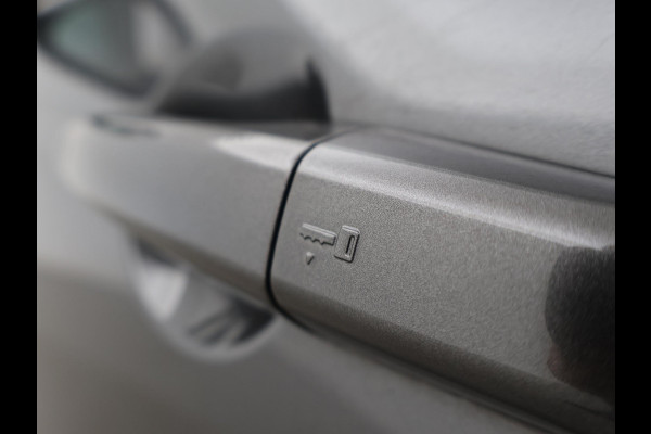 Land Rover Discovery Sport 2.0 TD4 150 PK HSE + PANORAMA | STOELVERW. V+A | LEDER