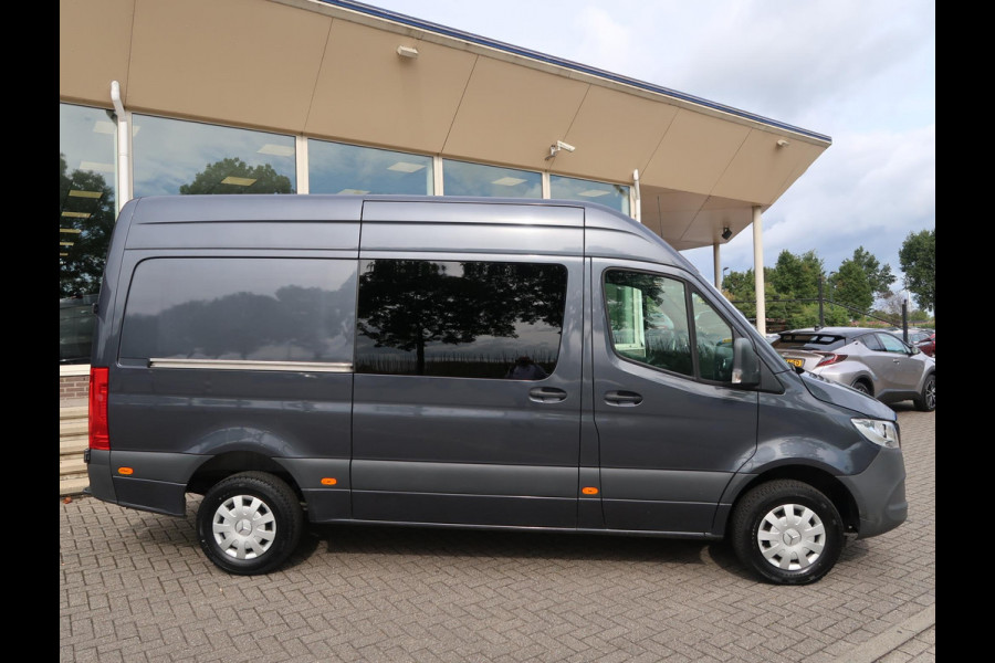 Mercedes-Benz Sprinter 316 2.2 CDI 163 PK AUT7 L2H2 + 3500 KG TREKHAAK / ADAPTIVE CRUISE / BREEDBEELD MBUX