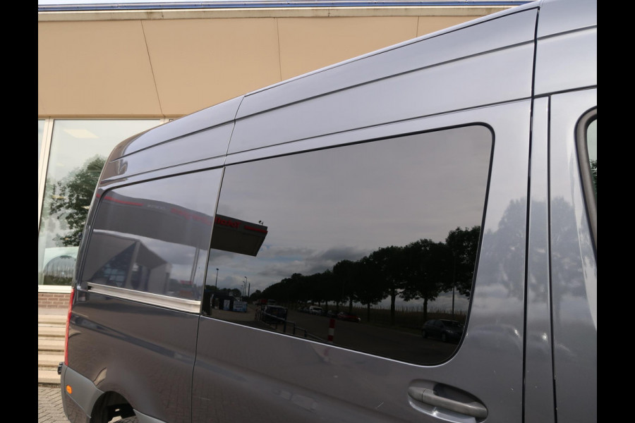 Mercedes-Benz Sprinter 316 2.2 CDI 163 PK AUT7 L2H2 + 3500 KG TREKHAAK / ADAPTIVE CRUISE / BREEDBEELD MBUX