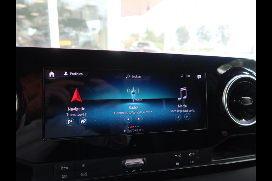 Mercedes-Benz Sprinter 316 2.2 CDI 163 PK AUT7 L2H2 + 3500 KG TREKHAAK / ADAPTIVE CRUISE / BREEDBEELD MBUX