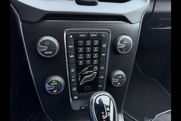 Volvo V40 1.5 T3 Polar+ Sport PANORAMADAK