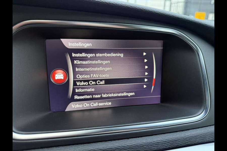 Volvo V40 1.5 T3 Polar+ Sport PANORAMADAK