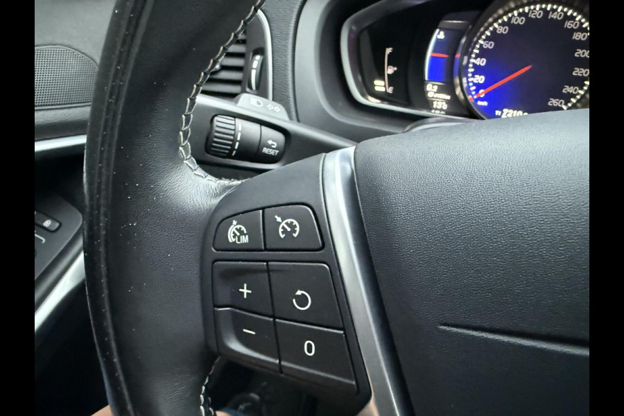 Volvo V40 1.5 T3 Polar+ Sport PANORAMADAK