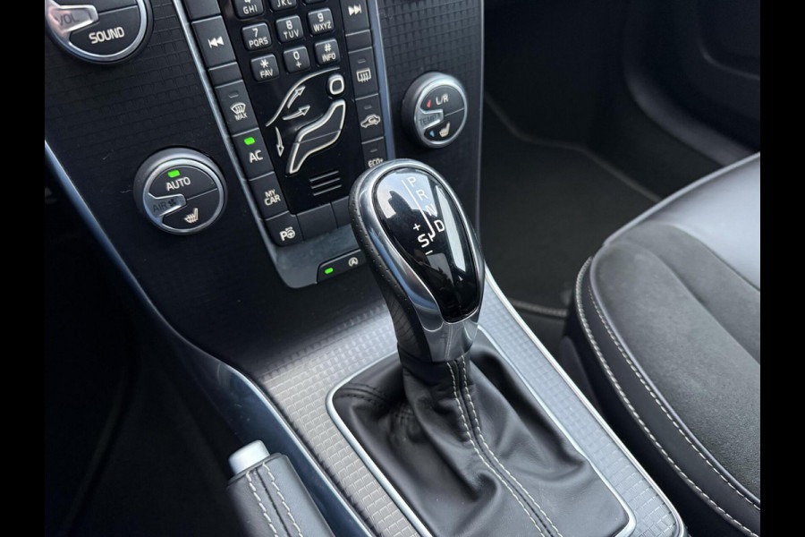 Volvo V40 1.5 T3 Polar+ Sport PANORAMADAK