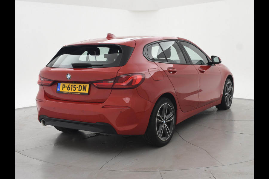 BMW 1-serie 116D LESAUTO DUBBELE BEDIENING HANDGESCHAKELD + CAMERA | SPORTSTOELEN | LED