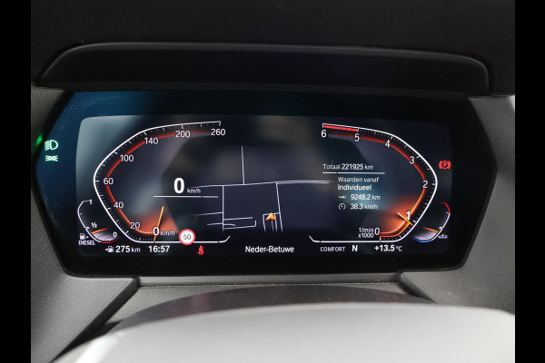 BMW 1-serie 116D LESAUTO DUBBELE BEDIENING HANDGESCHAKELD + CAMERA | SPORTSTOELEN | LED