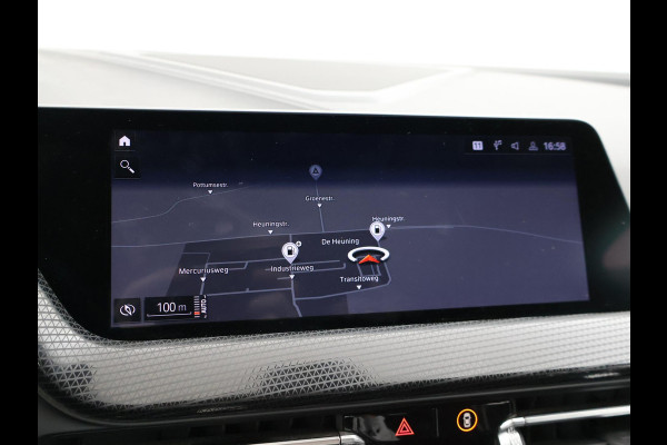 BMW 1-serie 116D LESAUTO DUBBELE BEDIENING HANDGESCHAKELD + CAMERA | SPORTSTOELEN | LED