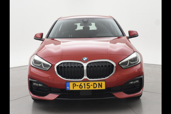BMW 1-serie 116D LESAUTO DUBBELE BEDIENING HANDGESCHAKELD + CAMERA | SPORTSTOELEN | LED