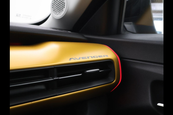 Jeep Avenger SUMMIT 54 kWh SUN YELLOW TWO-TONE + BREEDBEELD APPLE CARPLAY | CAMERA | ADAPTIVE CRUISE CONTROL