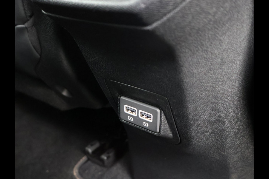 Peugeot 3008 1.2 HYBRID 145 PK AUT. GT / GT-LINE + STOELVERW. | CAMERA | ADAPTIVE CRUISE | CARPLAY | 18 INCH