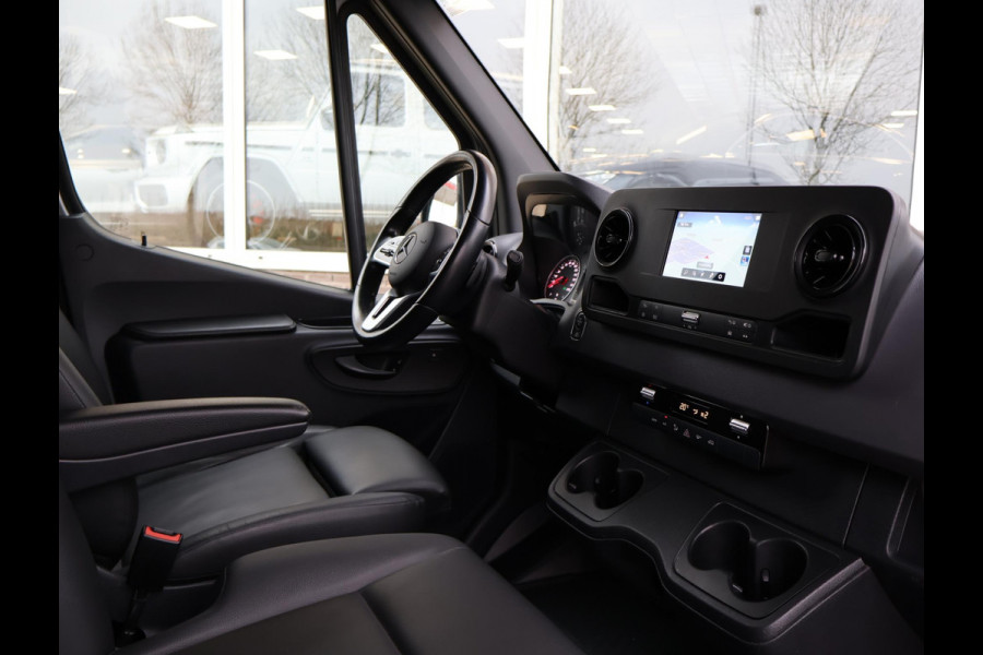 Mercedes-Benz Sprinter 319 3.0 CDI V6 190 PK L3H2 + LED / 360 CAMERA / DISTRONIC / 18 INCH / STOELVERWARMING