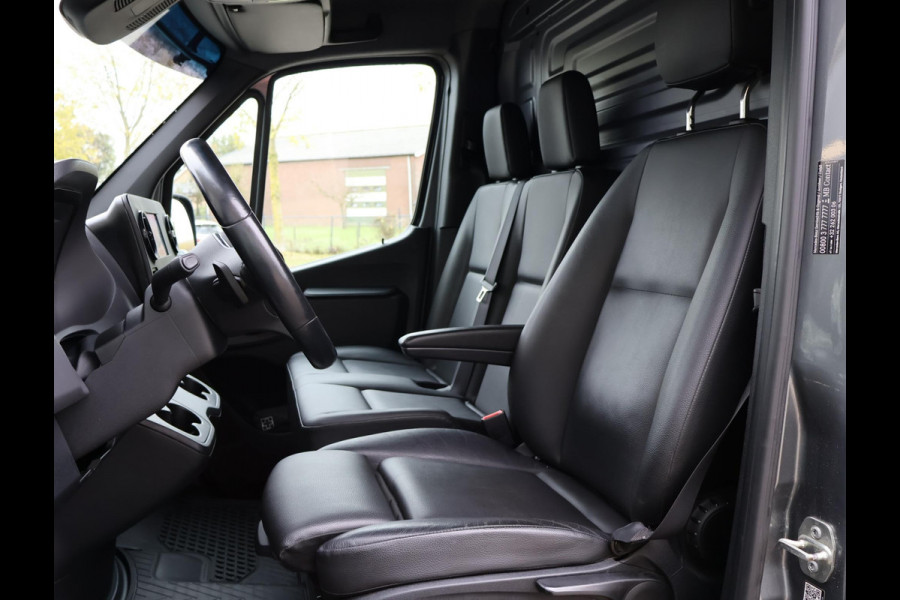 Mercedes-Benz Sprinter 319 3.0 CDI V6 190 PK L3H2 + LED / 360 CAMERA / DISTRONIC / 18 INCH / STOELVERWARMING