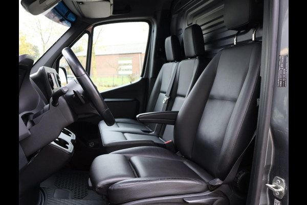 Mercedes-Benz Sprinter 319 3.0 CDI V6 190 PK L3H2 + LED / 360 CAMERA / DISTRONIC / 18 INCH / STOELVERWARMING