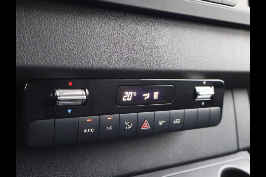 Mercedes-Benz Sprinter 319 3.0 CDI V6 190 PK L3H2 + LED / 360 CAMERA / DISTRONIC / 18 INCH / STOELVERWARMING