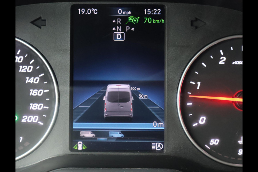 Mercedes-Benz Sprinter 319 3.0 CDI V6 190 PK L3H2 + LED / 360 CAMERA / DISTRONIC / 18 INCH / STOELVERWARMING