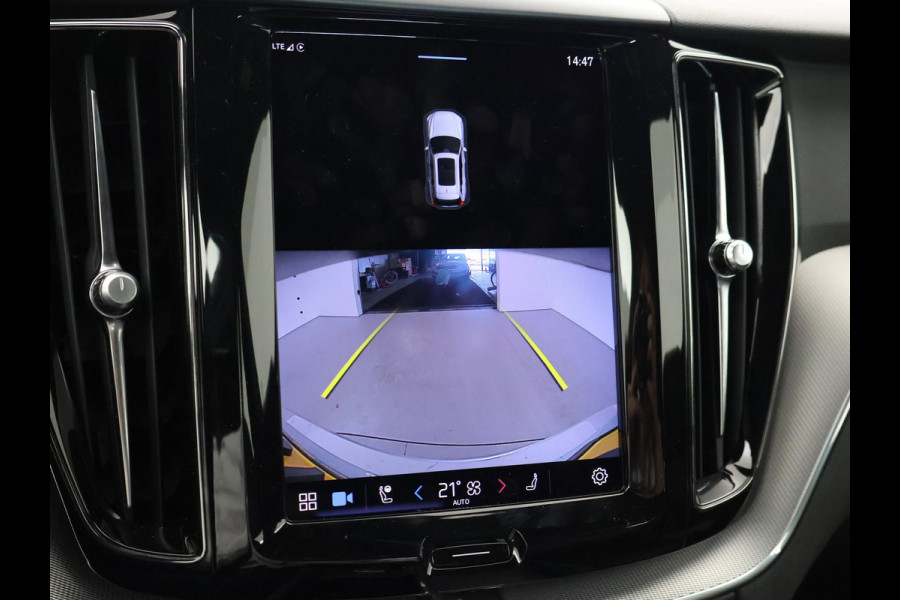 Volvo XC60 2.0 T6 PHEV 340 PK R-DESIGN + PANORAMA | STUUR/STOELVERW. | ADAPTIVE CRUISE