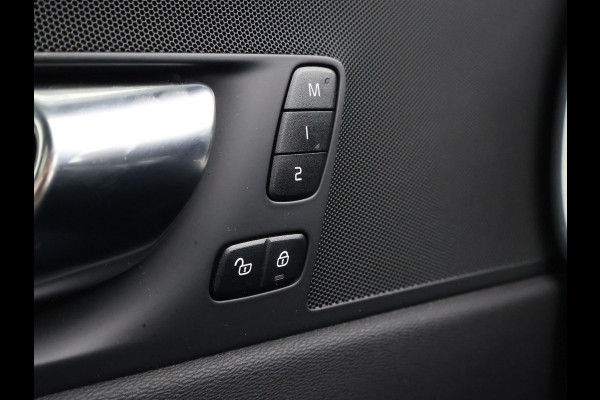 Volvo XC60 2.0 T6 PHEV 340 PK R-DESIGN + PANORAMA | STUUR/STOELVERW. | ADAPTIVE CRUISE