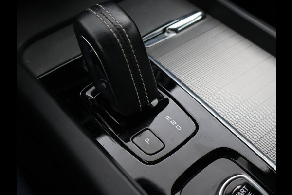 Volvo XC60 2.0 T6 PHEV 340 PK R-DESIGN + PANORAMA | STUUR/STOELVERW. | ADAPTIVE CRUISE