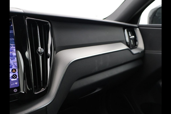 Volvo XC60 2.0 T6 PHEV 340 PK R-DESIGN + PANORAMA | STUUR/STOELVERW. | ADAPTIVE CRUISE