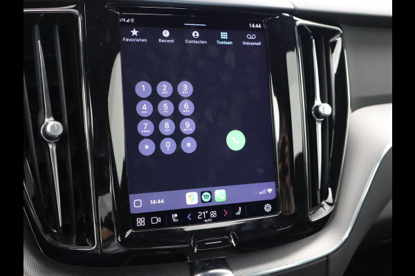 Volvo XC60 2.0 T6 PHEV 340 PK R-DESIGN + PANORAMA | STUUR/STOELVERW. | ADAPTIVE CRUISE