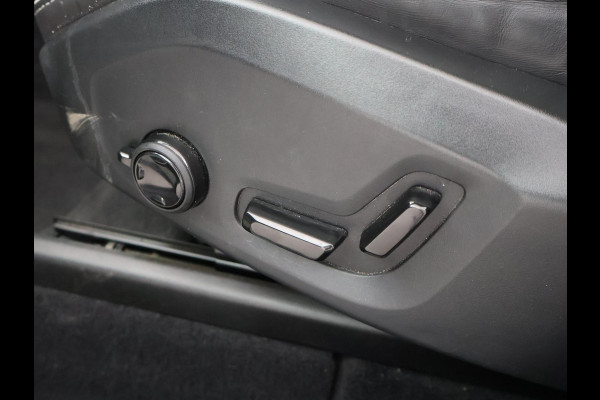 Volvo XC60 2.0 T6 PHEV 340 PK R-DESIGN + PANORAMA | STUUR/STOELVERW. | ADAPTIVE CRUISE