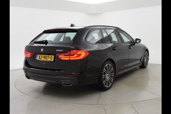 BMW 5 Serie Touring 520i 184 PK M-SPORT H.E. AUT. *ALMANDINBRAUN* + PANORAMA | NAPPA LEDER | HEAD-UP | 19 INCH