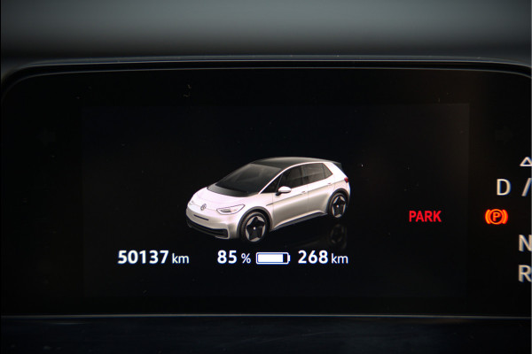 Volkswagen ID.3 First Plus 58 kWh | Stoelverwarming | Stuurverwarming | Camera | Adaptive Cruise Control | Navigatie | Standkachel | Keyless | Parkeersensoren | LED | Apple Carplay | BTW |