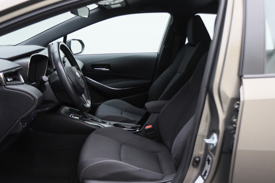 Toyota Corolla Touring Sports 1.8 Hybrid Active Camera, Apple Carplay, ACC, Lane Assist, Climate, LED