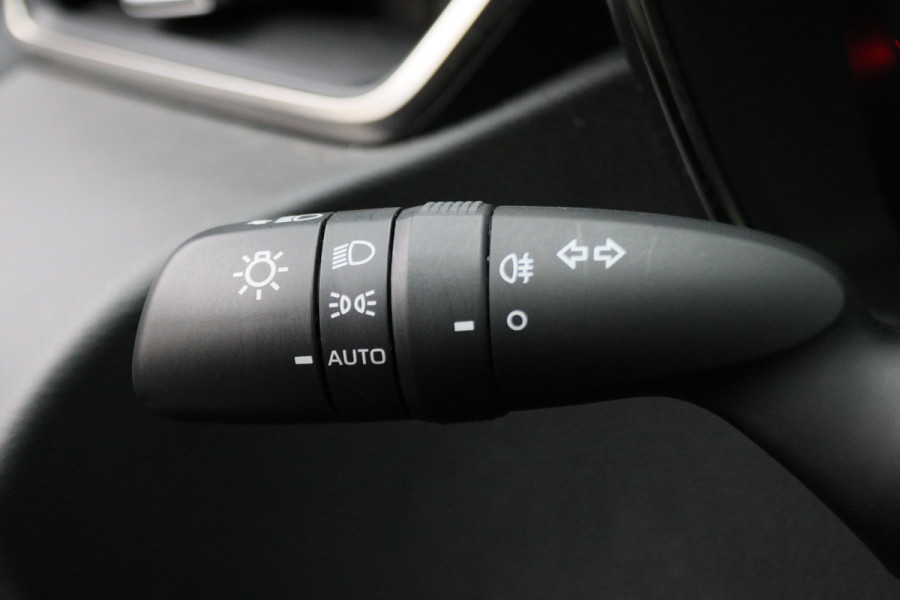 Toyota Corolla Touring Sports 1.8 Hybrid Active Camera, Apple Carplay, ACC, Lane Assist, Climate, LED