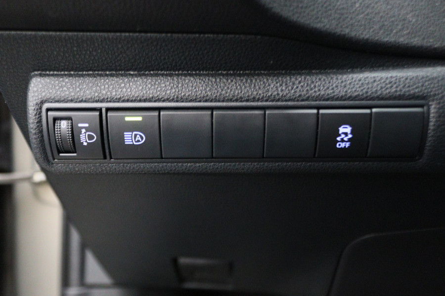 Toyota Corolla Touring Sports 1.8 Hybrid Active Camera, Apple Carplay, ACC, Lane Assist, Climate, LED