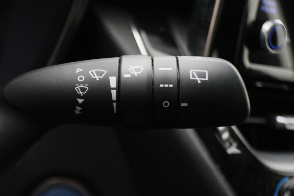 Toyota Corolla Touring Sports 1.8 Hybrid Active Camera, Apple Carplay, ACC, Lane Assist, Climate, LED