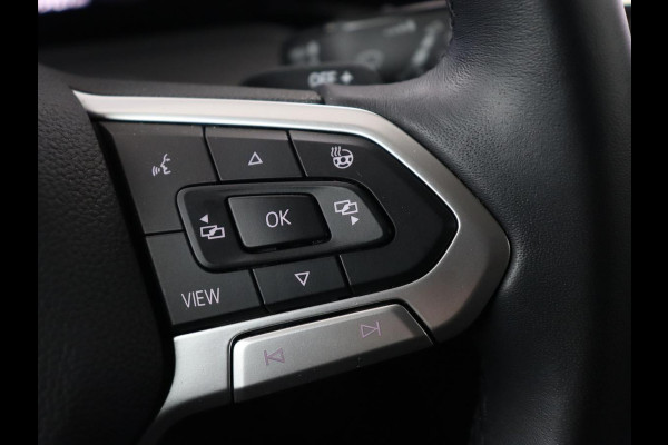 Volkswagen Golf 1.4 eHybrid Style | Stoelverwarming | Massage | Carplay | Sfeerverlichting | Navigatie | Memory | Adaptive cruise | Full LED | Parkeerhulp | Getint glas | PHEV | Plug In