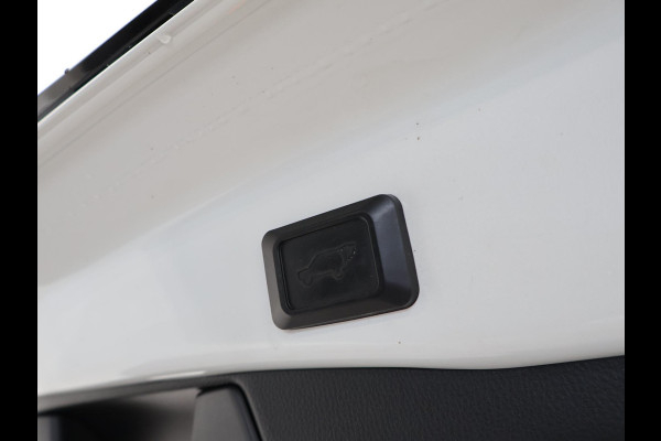 Toyota RAV4 2.5 218 PK HYBRID AUT. BI-TONE SELECTION + CARPLAY | ADAPTIVE CRUISE | CAMERA | STUUR/STOELVERW.