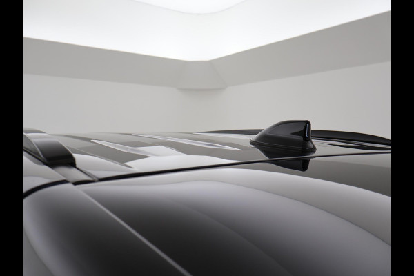 Toyota RAV4 2.5 218 PK HYBRID AUT. BI-TONE SELECTION + CARPLAY | ADAPTIVE CRUISE | CAMERA | STUUR/STOELVERW.